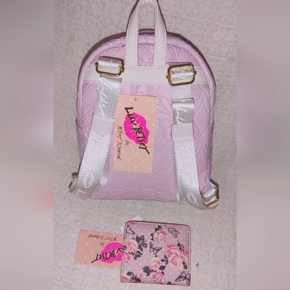 New Retired Betsey Johnson Butterfly Backpack & Wallet - Picture 2 of 4